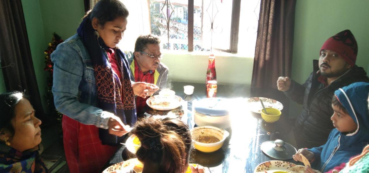 Shalom Inn Home Stay Νταρτζίλινγκ Εξωτερικό φωτογραφία