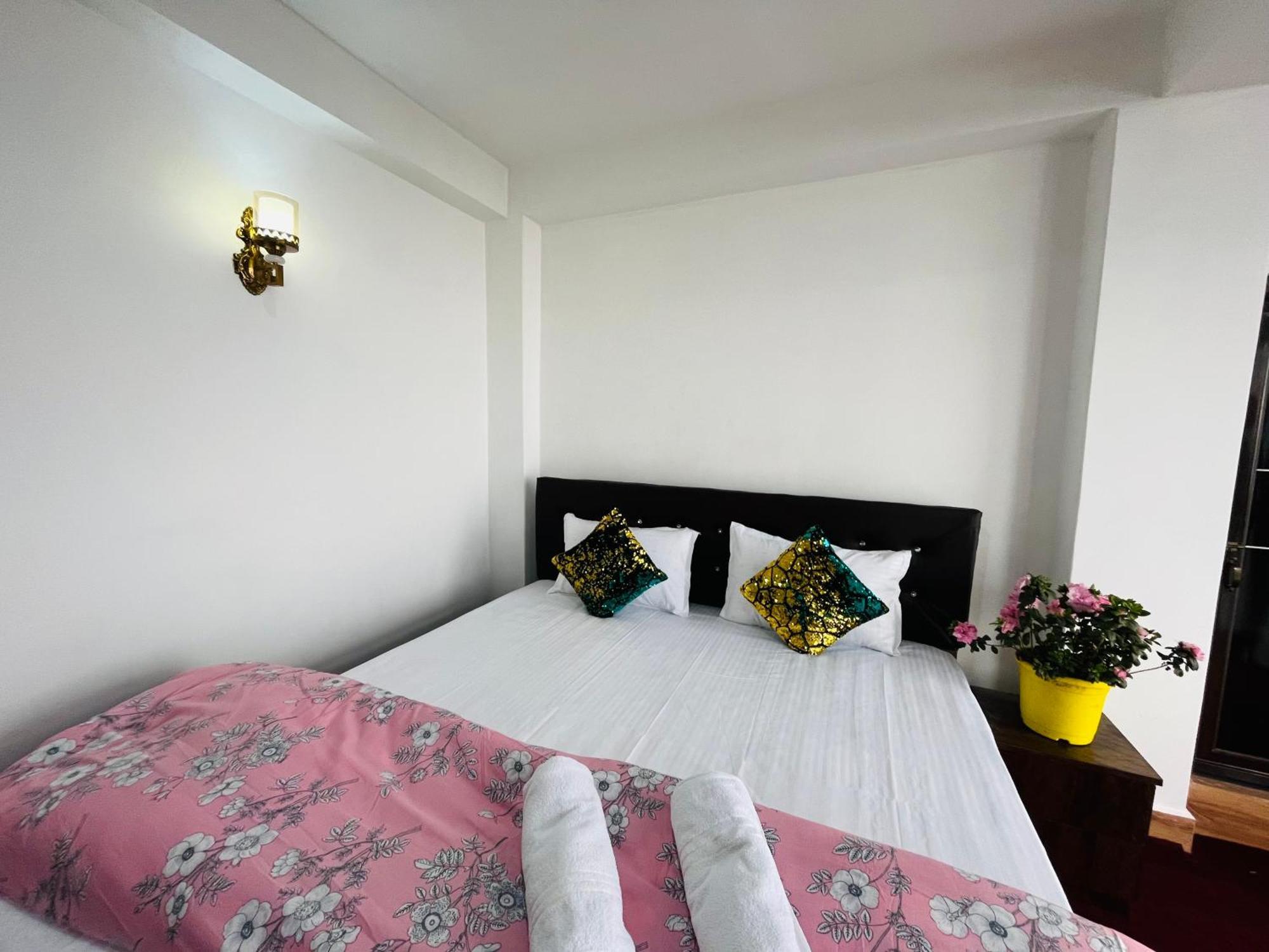Shalom Inn Home Stay Νταρτζίλινγκ Εξωτερικό φωτογραφία