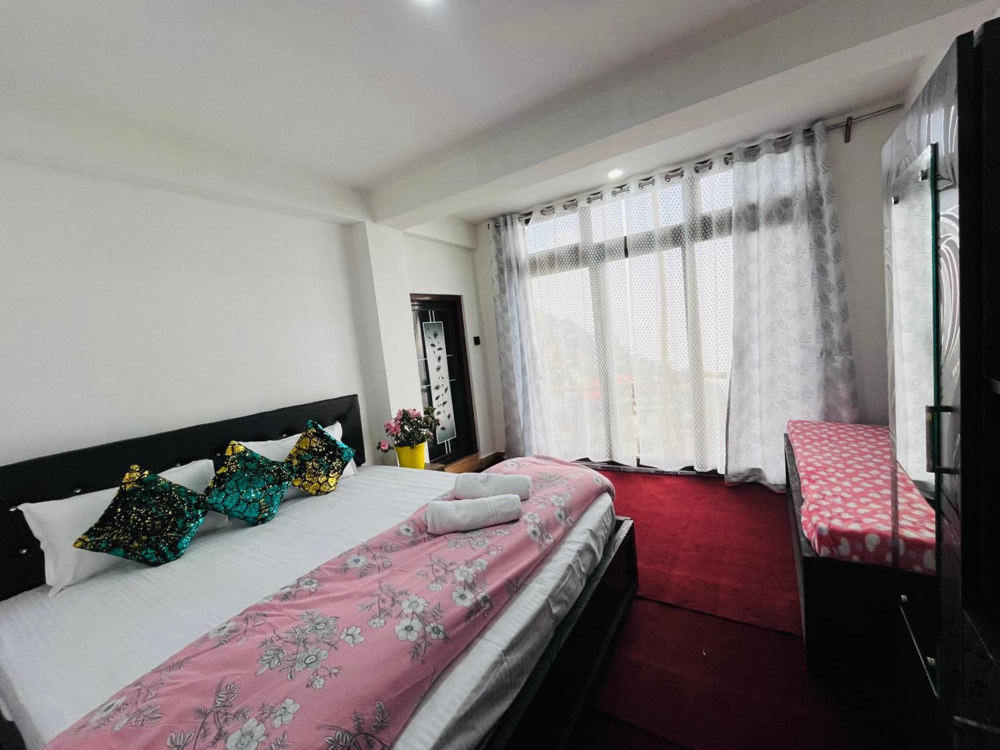 Shalom Inn Home Stay Νταρτζίλινγκ Εξωτερικό φωτογραφία