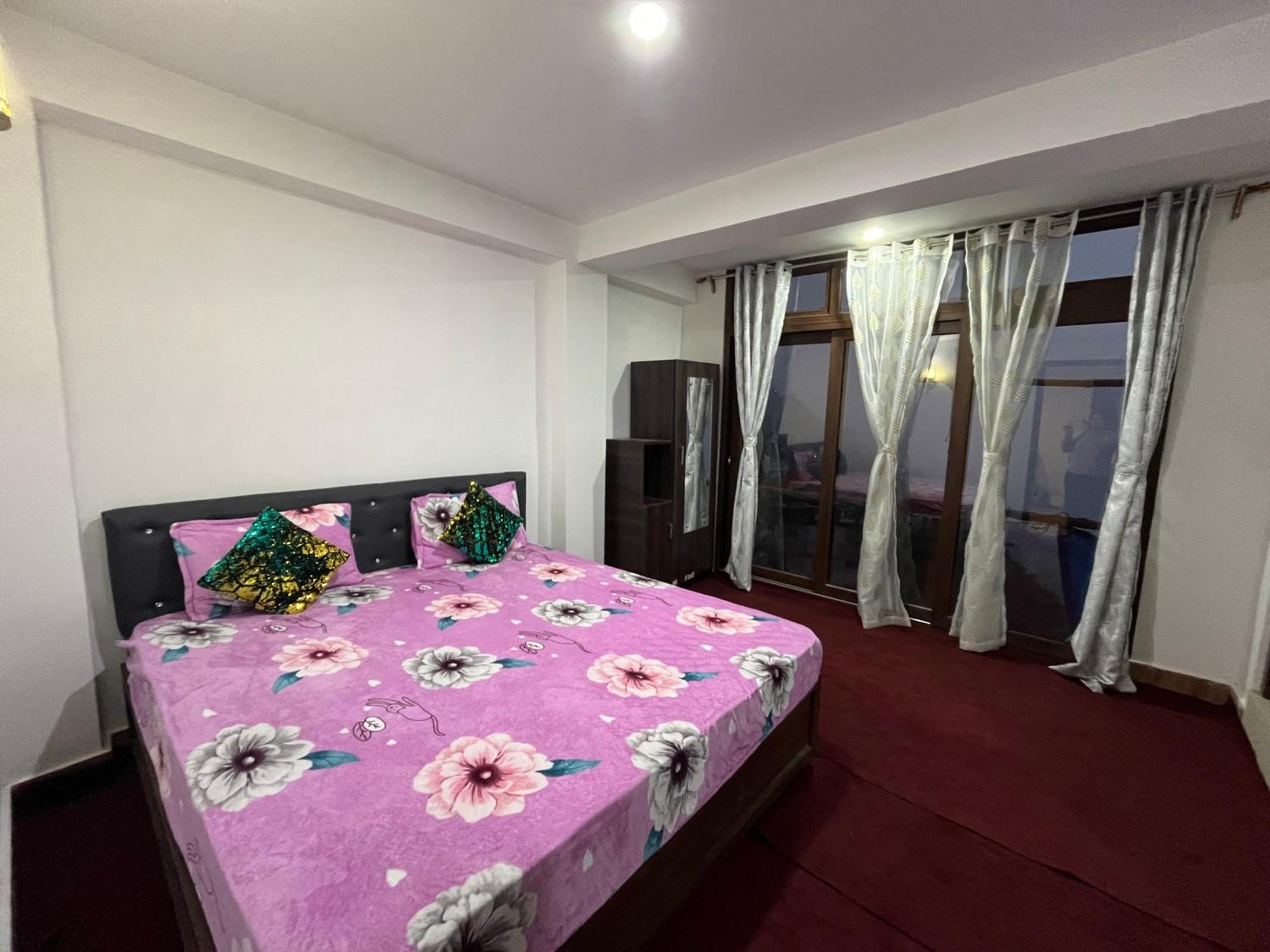 Shalom Inn Home Stay Νταρτζίλινγκ Εξωτερικό φωτογραφία