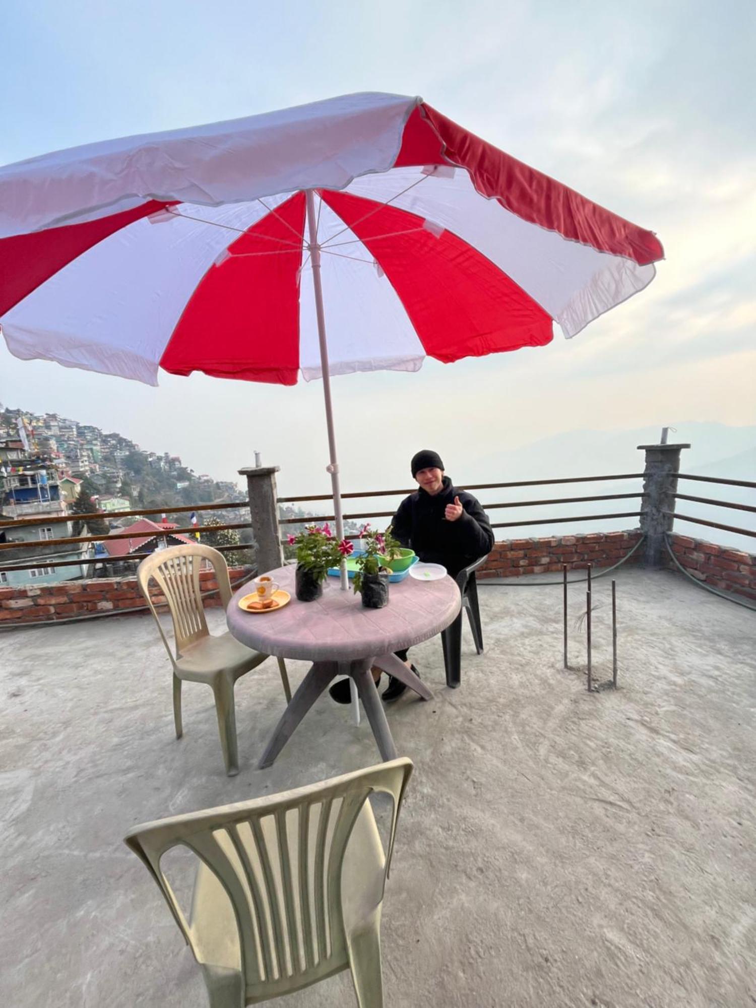 Shalom Inn Home Stay Νταρτζίλινγκ Εξωτερικό φωτογραφία